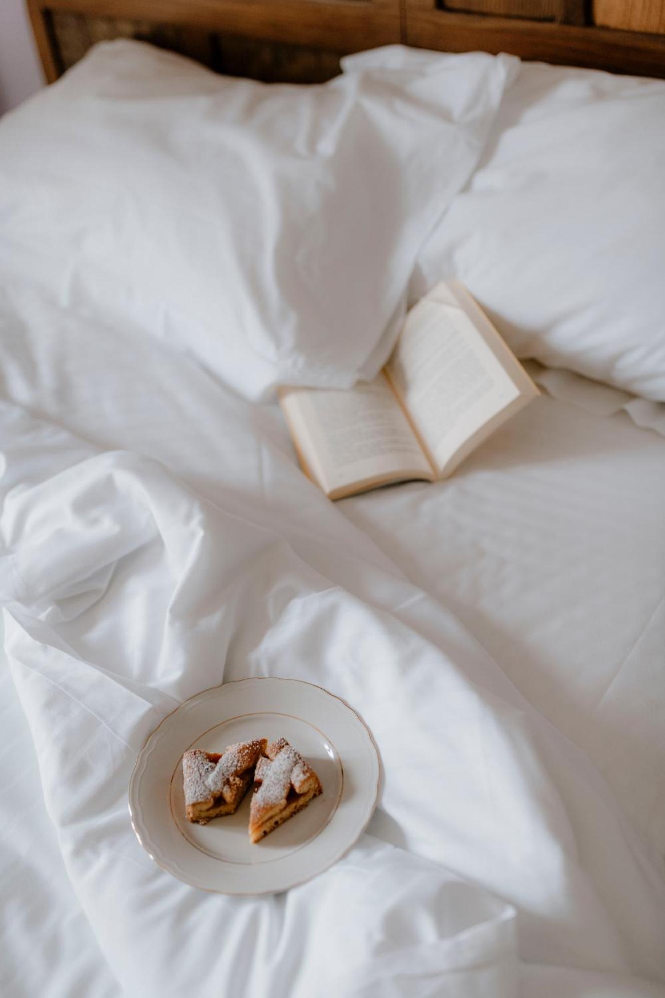 Double Room,1585479429:JPEG